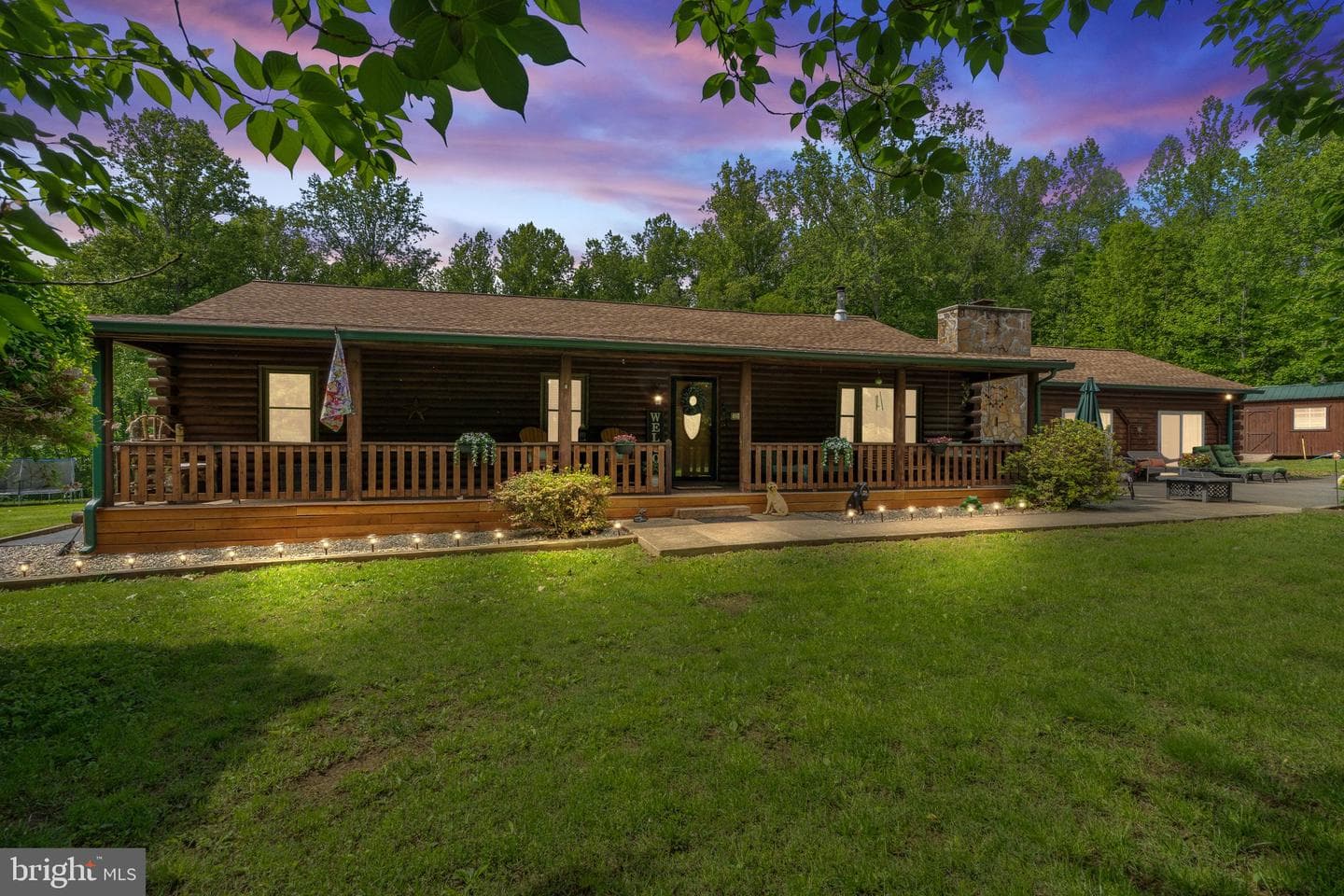 4162 Pinewood Lane photo 1