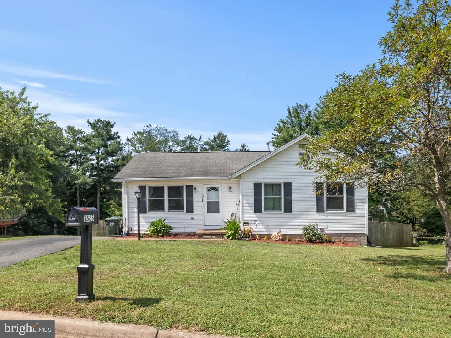 1568 Harrier Lane photo 1