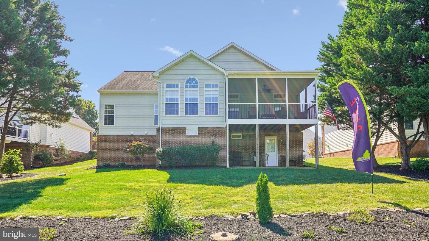 2036 Golf Drive photo 1