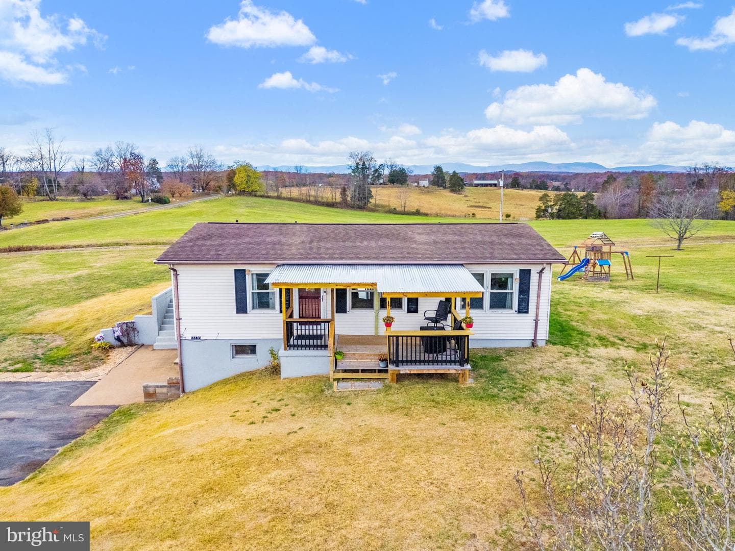 13376 Dutch Hollow Road photo 1