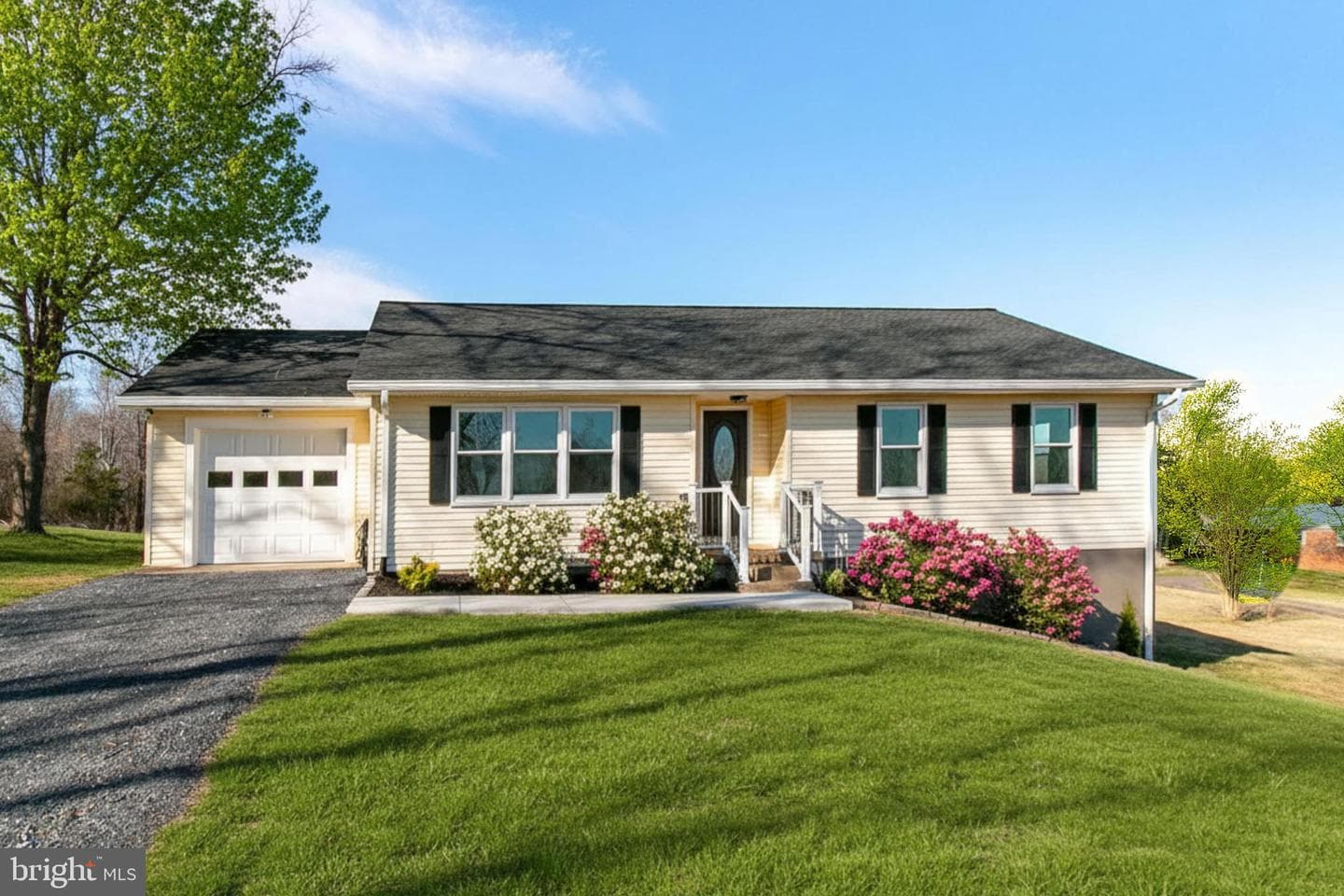 6437 Jeffersonton Road photo 1