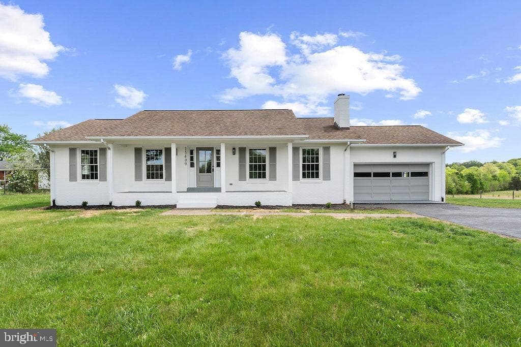 15409 Jonas Road photo 1