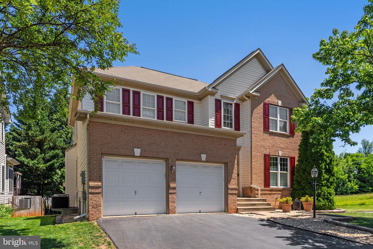 104 King Edward Court