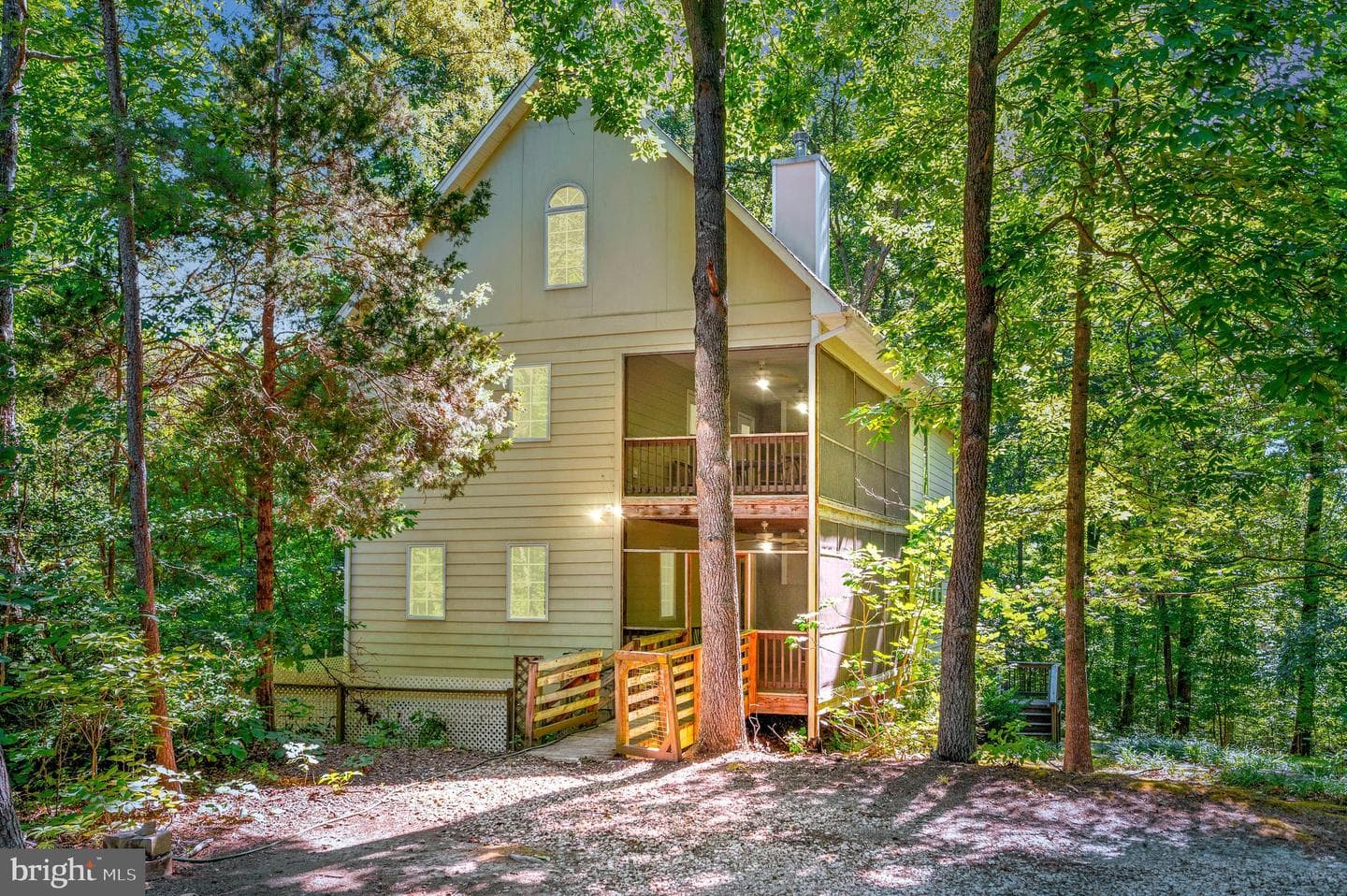 16445 Maple Drive photo 1
