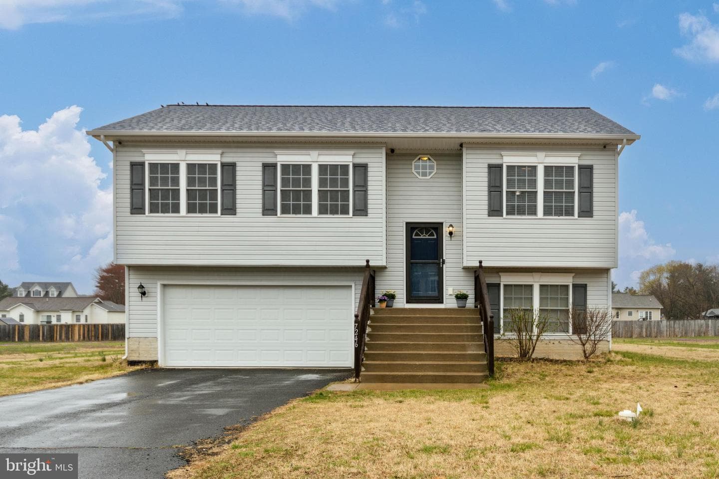 7246 Calvin Lane photo 1