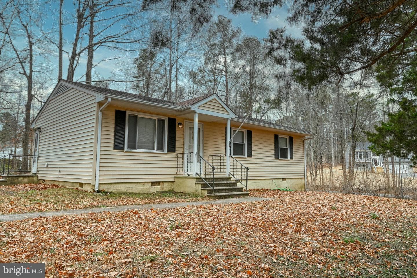 417 Lake Caroline Drive photo 1