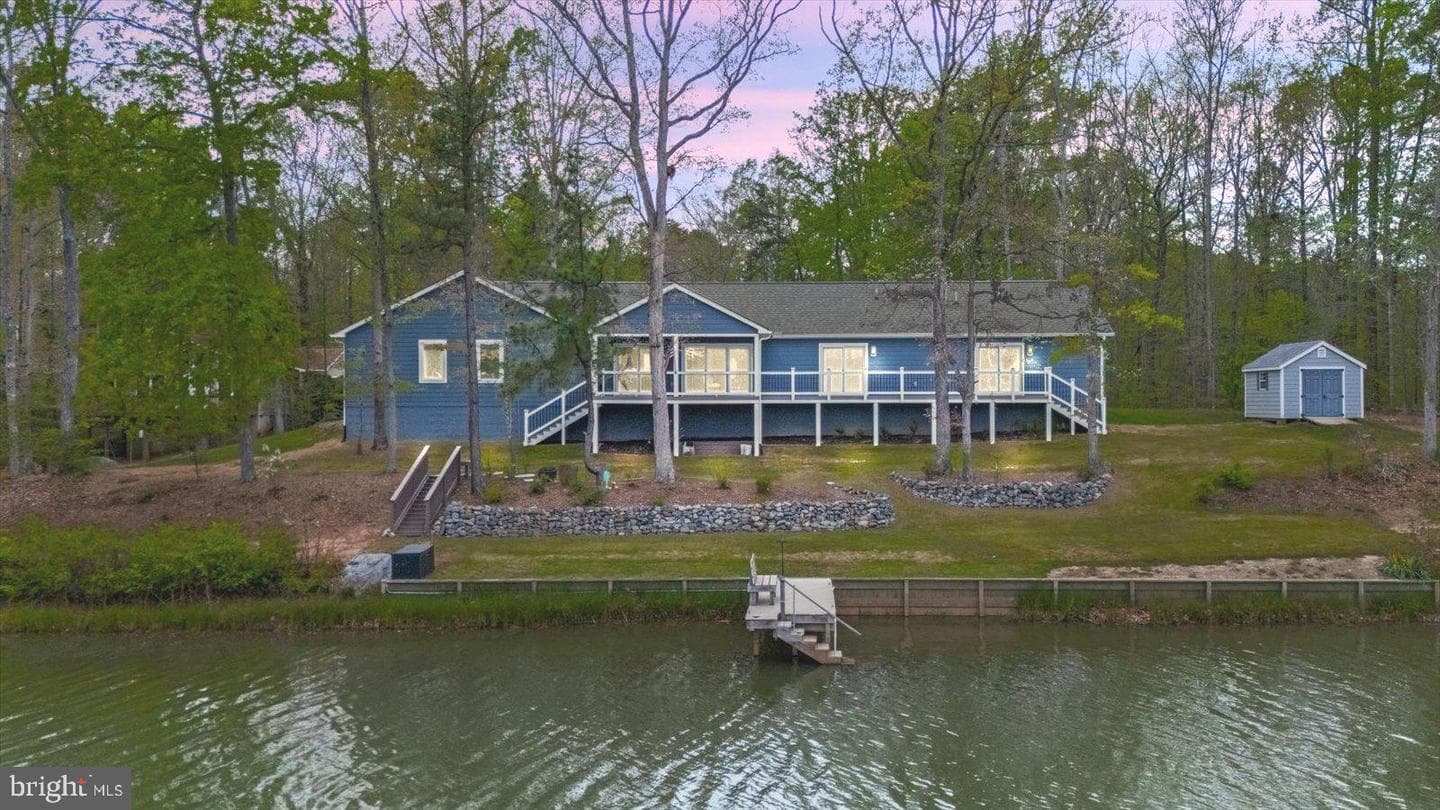 16 Merrimac Cove