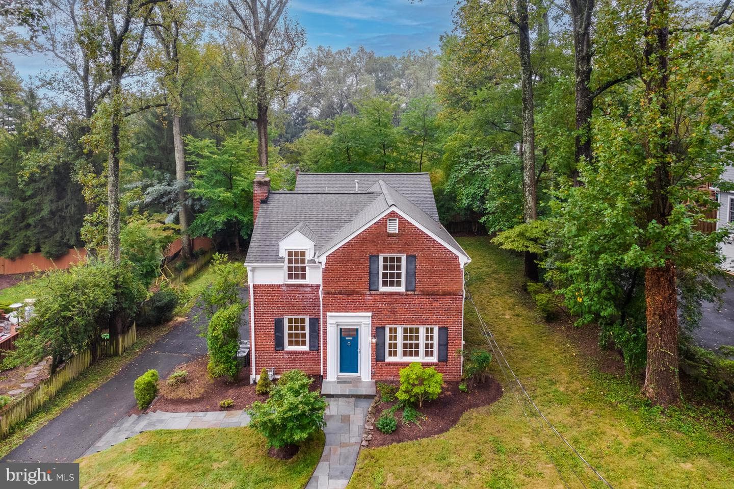 1307 Tracy Place photo 1