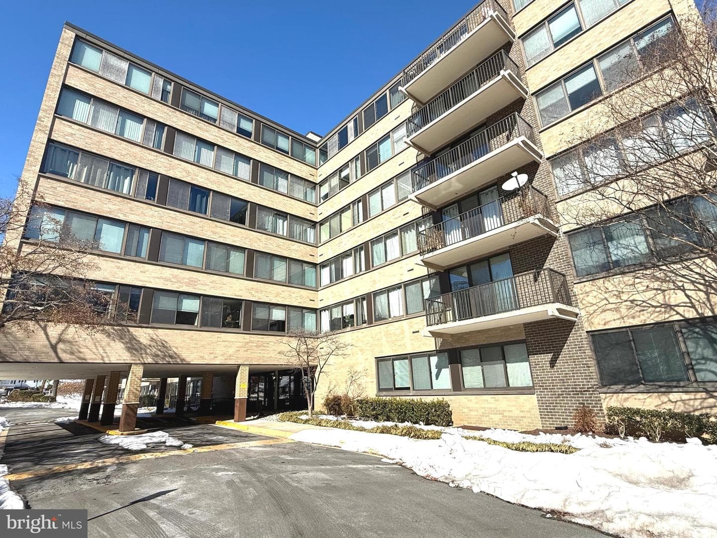 600 Roosevelt Boulevard #611