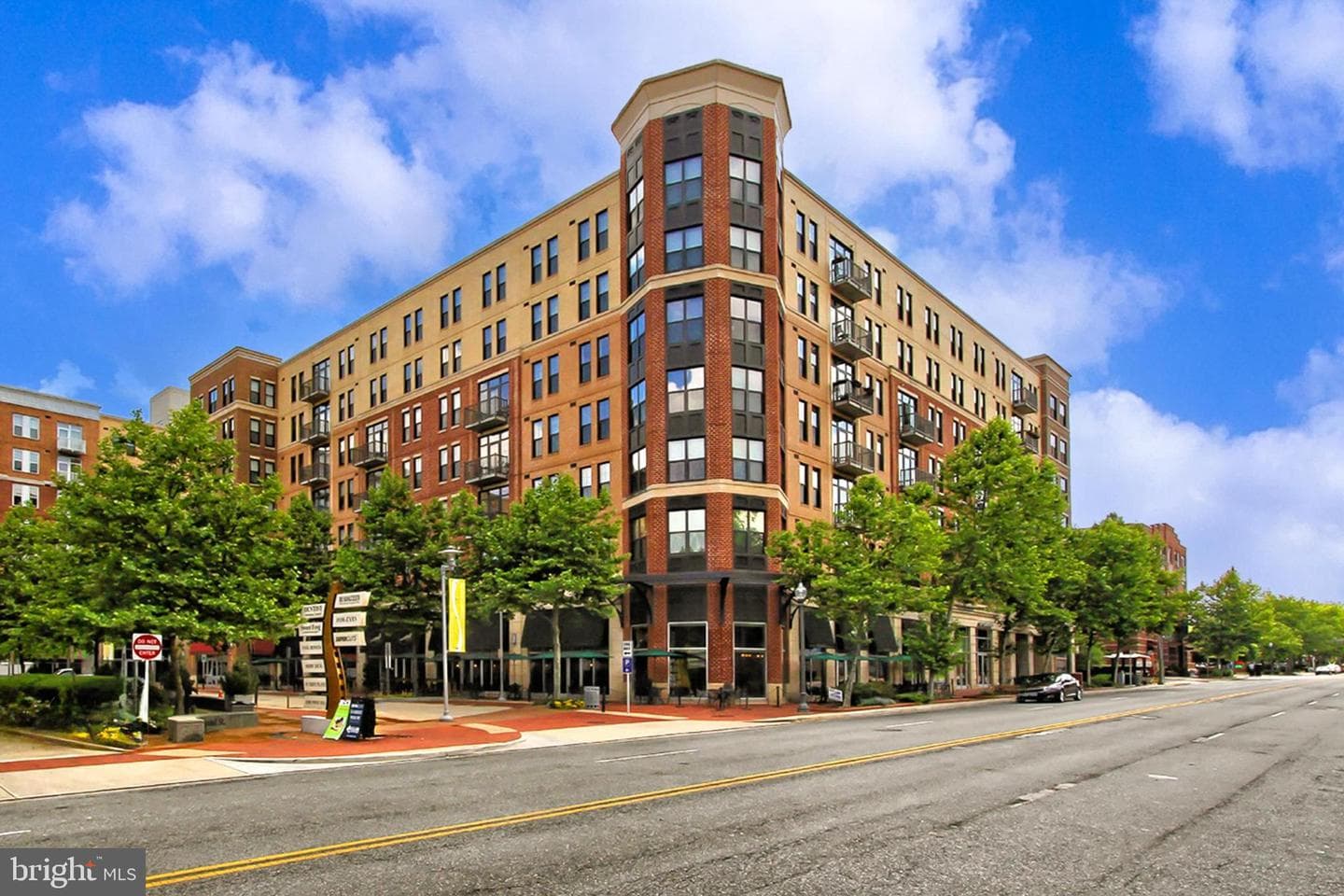 444 W Broad Street #224 photo 1
