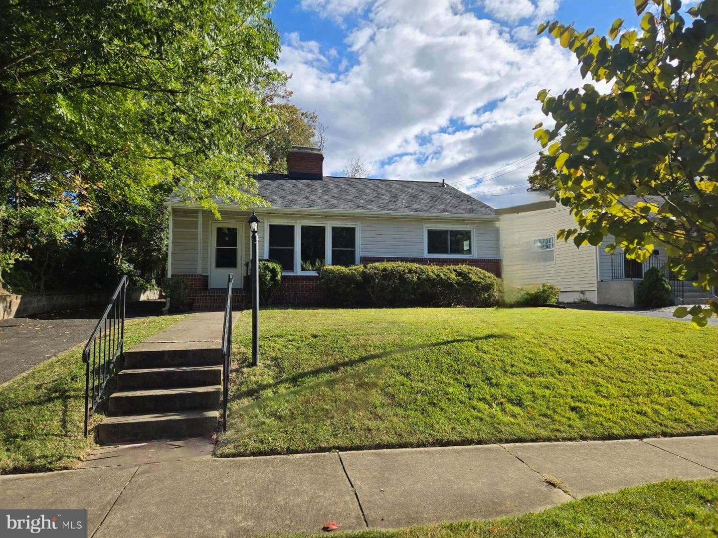 1408 Brent Street photo 1