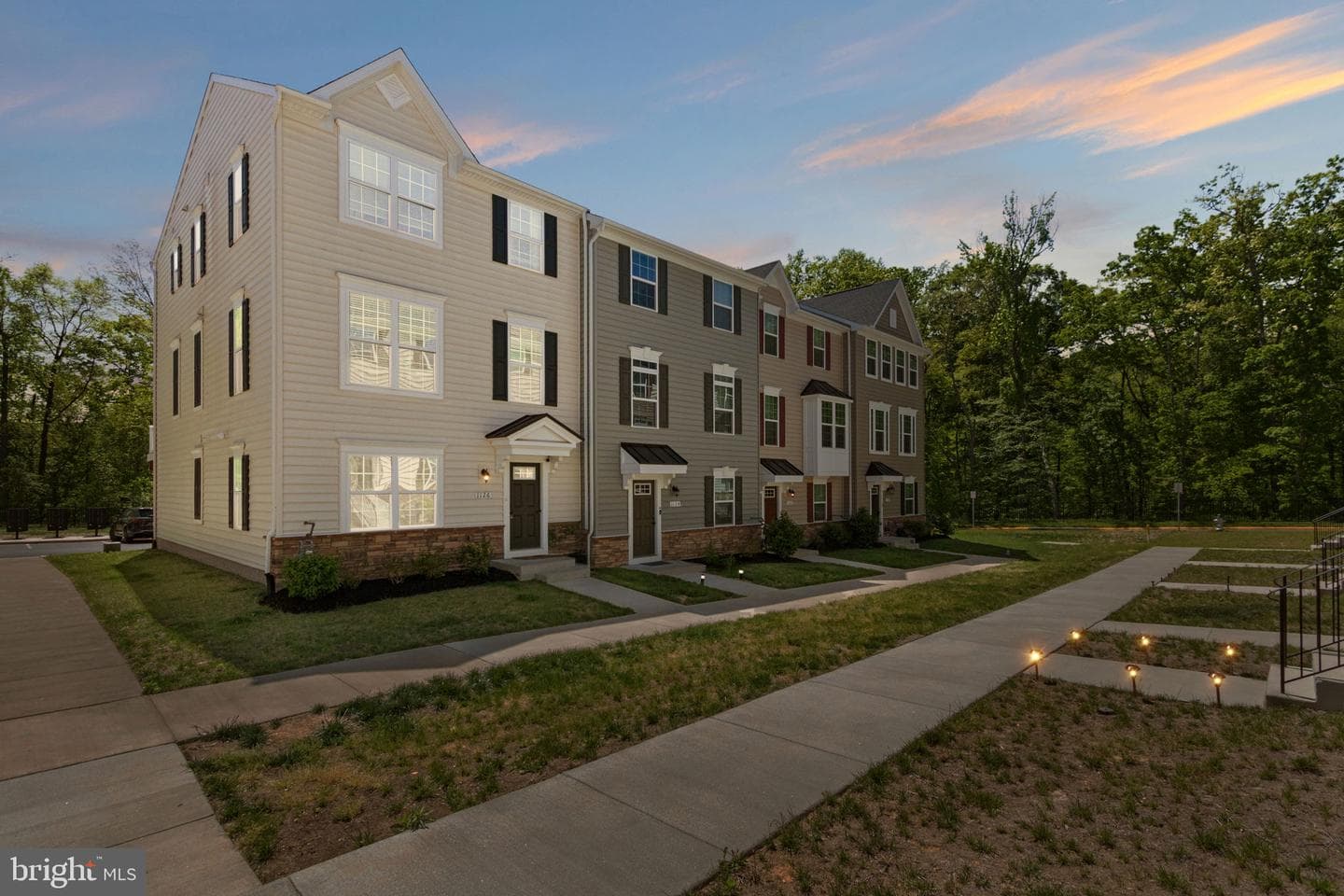 1126 Dovetail Circle photo 1