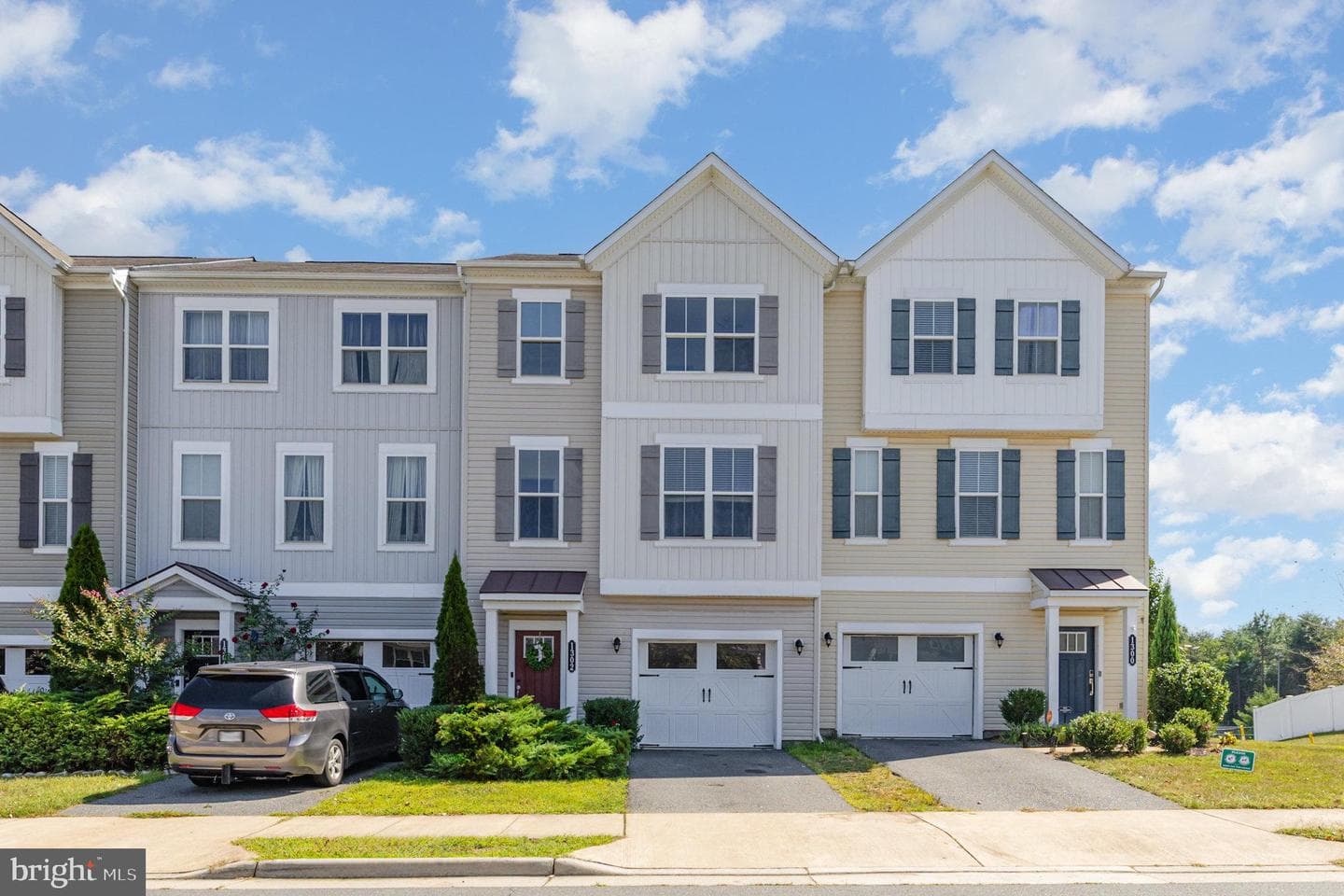 1302 Hudgins Farm Circle photo 1