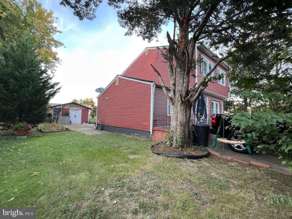 401 Canterbury Road photo 1