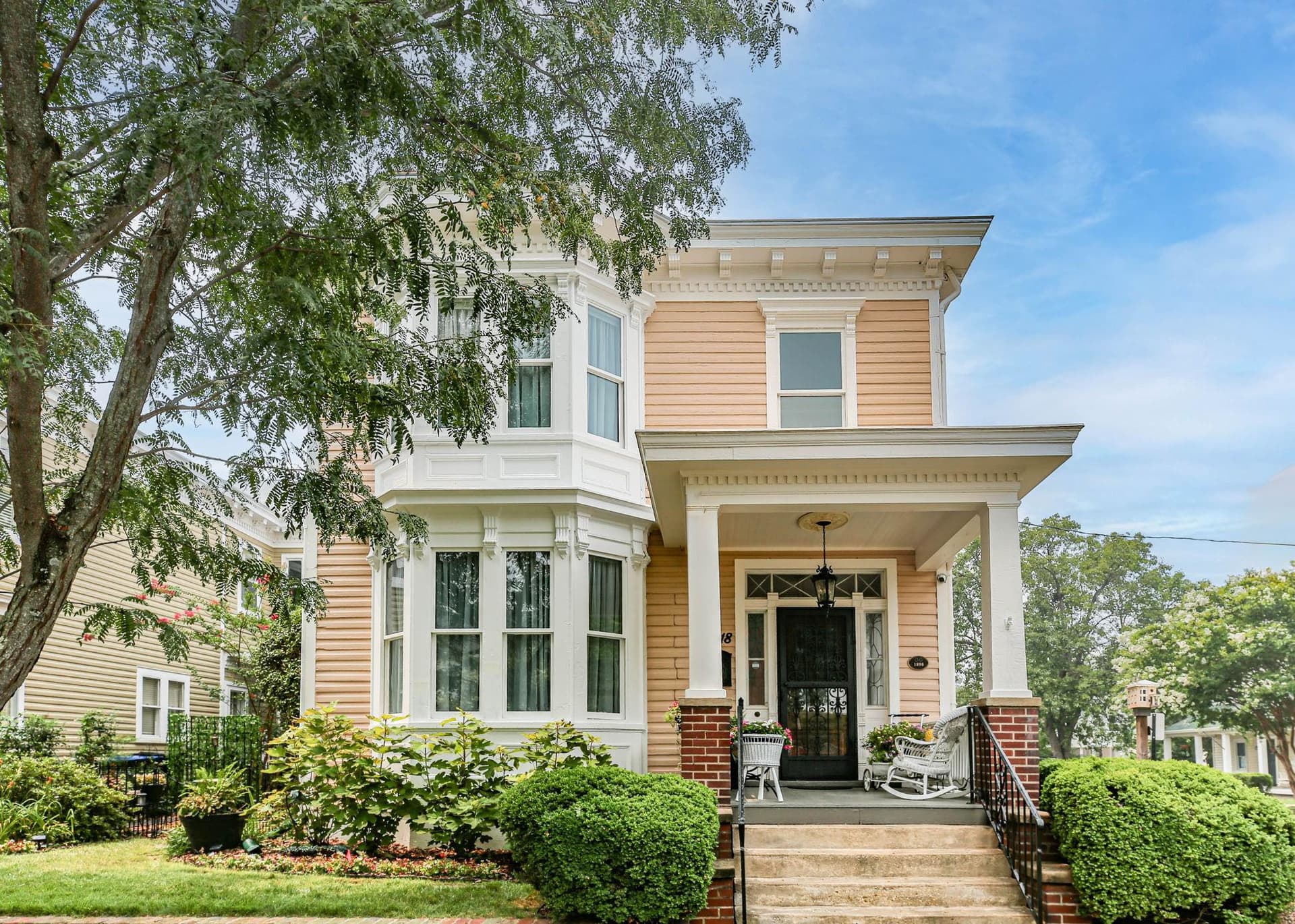 1518 Caroline Street, Fredericksburg