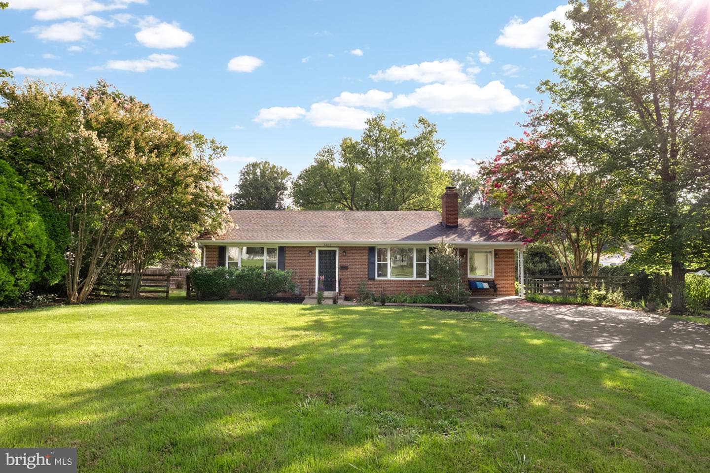 3608 Embassy Lane photo 1
