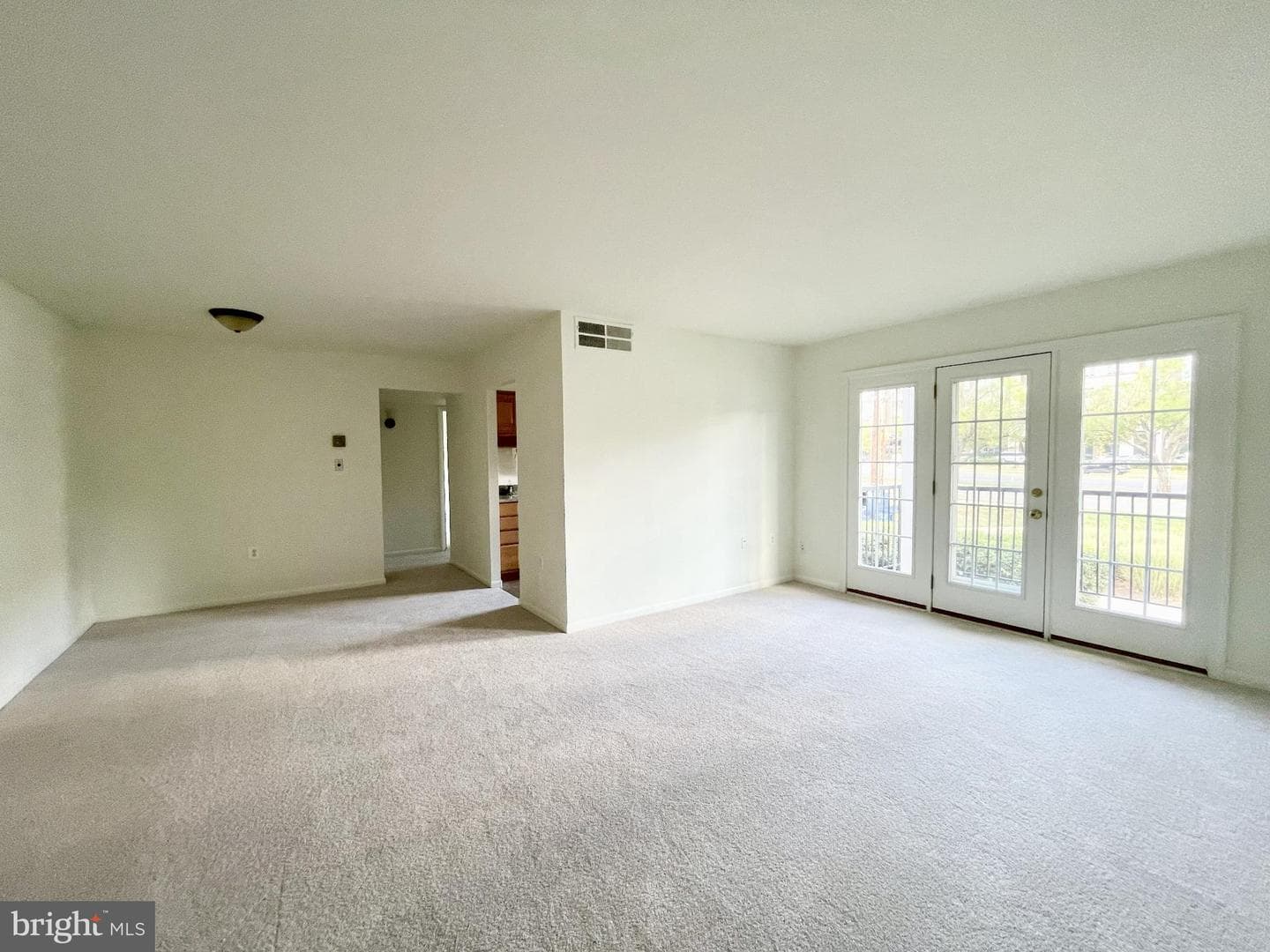 9495 Fairfax Boulevard #204 photo 1