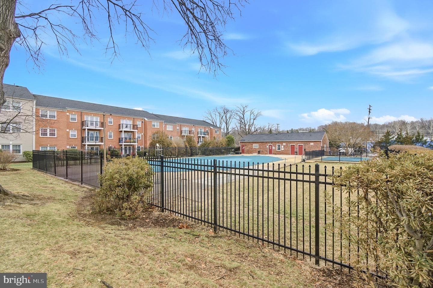 9457 Fairfax Boulevard #202