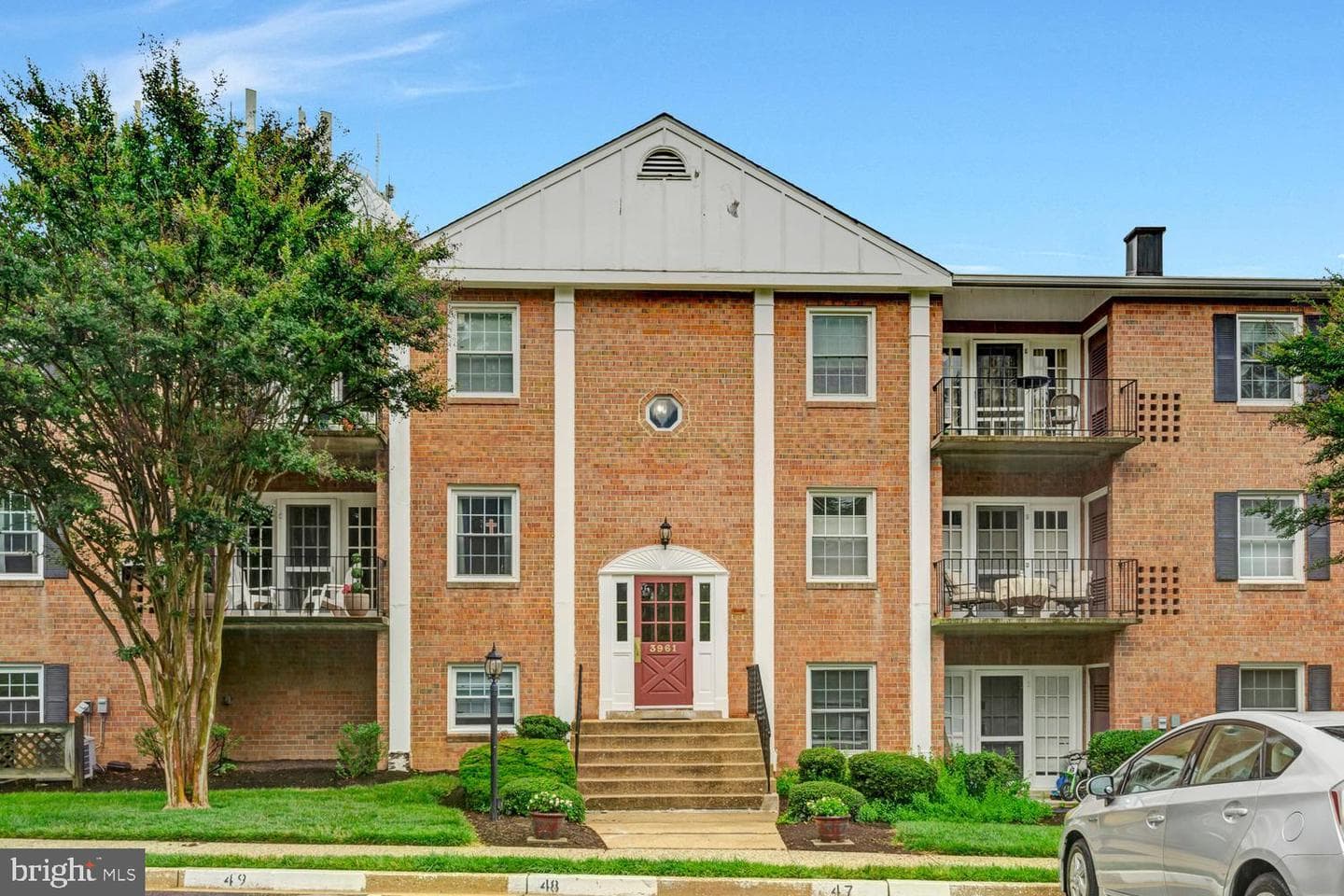 3961 Lyndhurst Drive #303