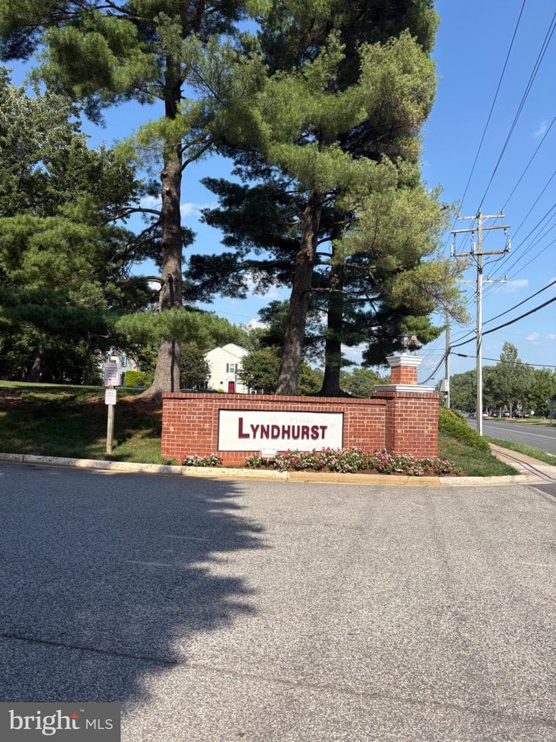 3890 Lyndhurst Drive #201, Fairfax