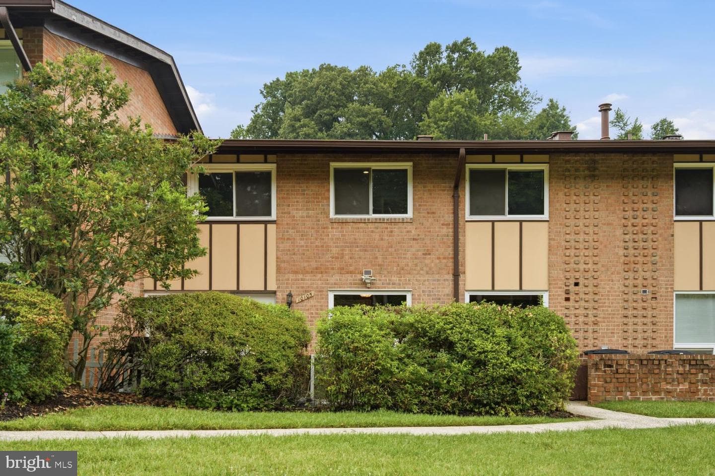 10105 Fair Woods, Fairfax