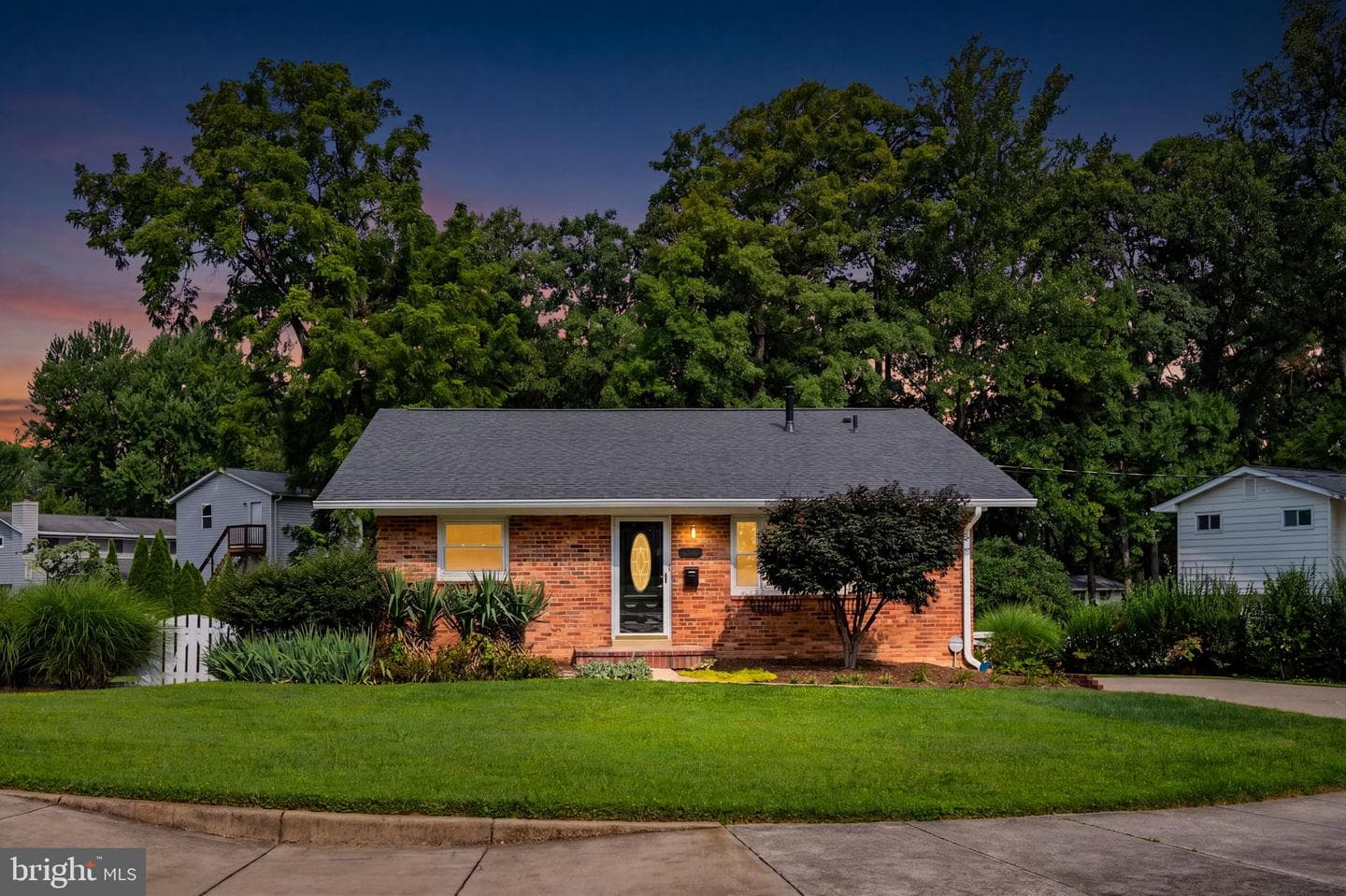 4216 Sideburn Road, Fairfax