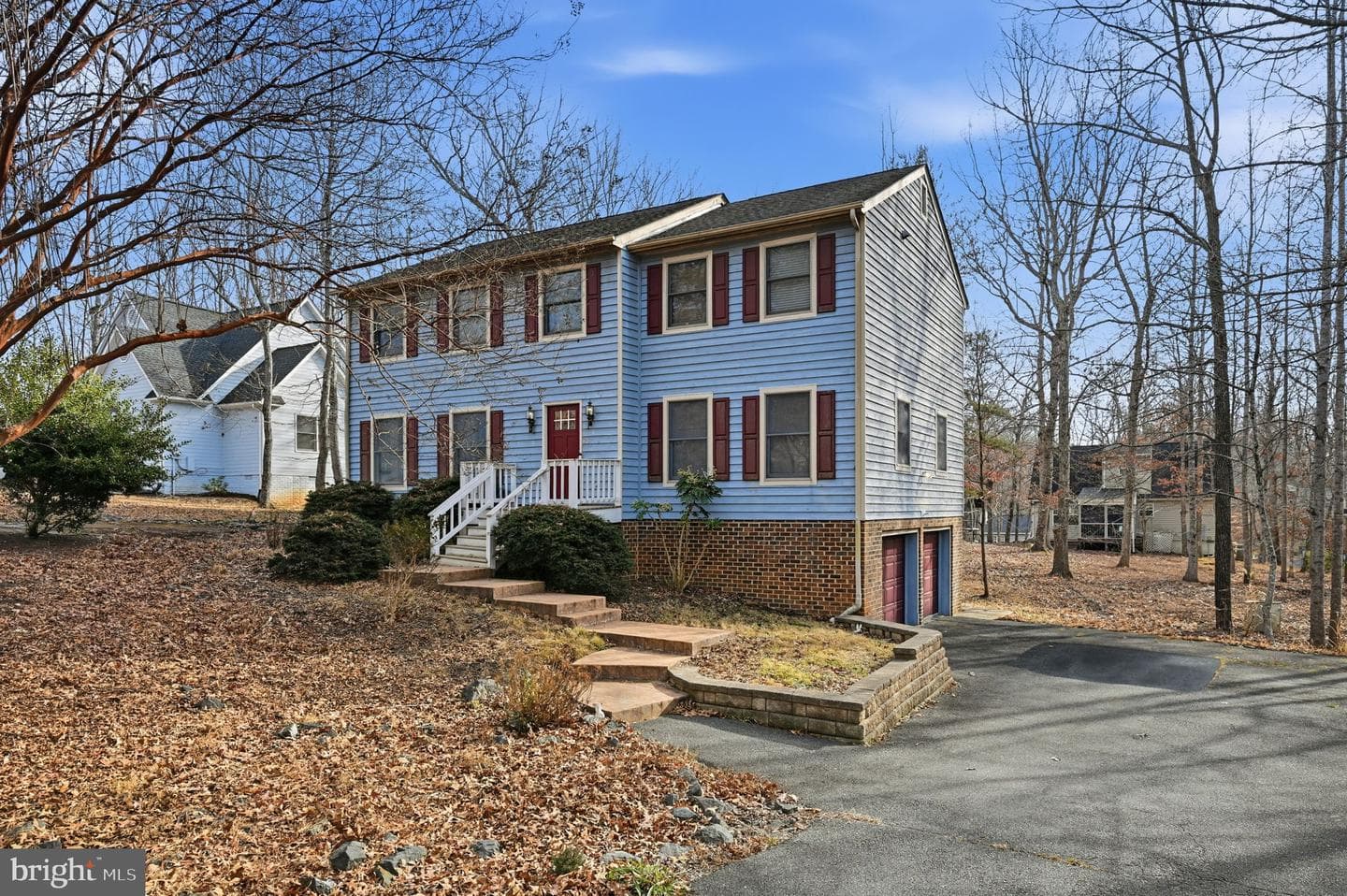 25 Woodlawn Drive photo 1