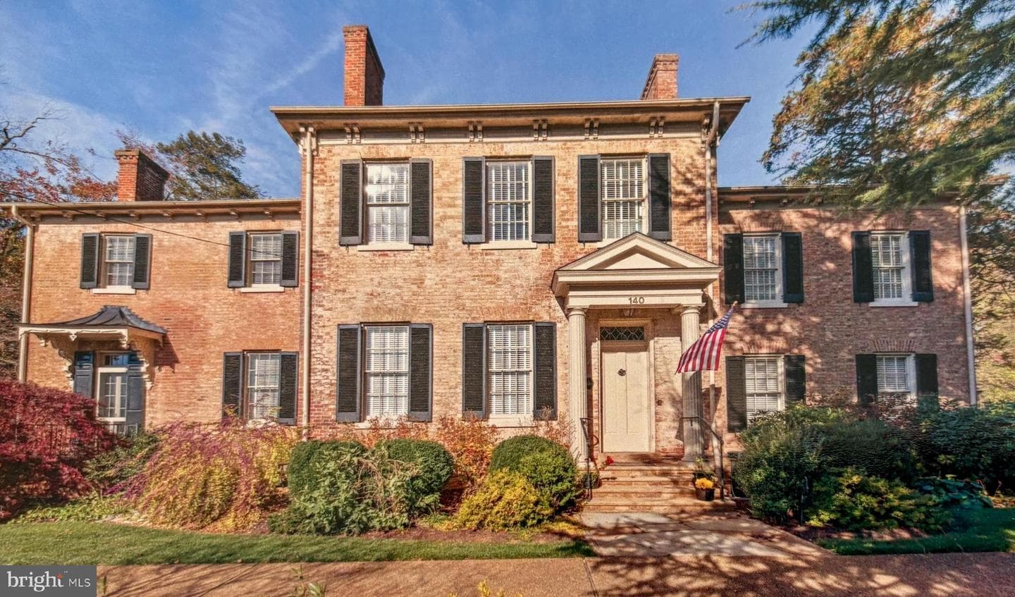 140 Culpeper Street photo 1