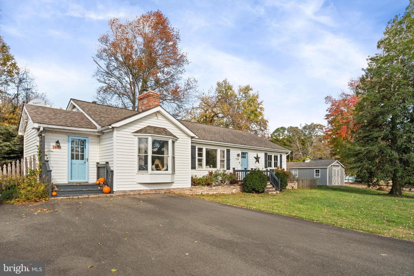 7164 Bunker Hill Road photo 1