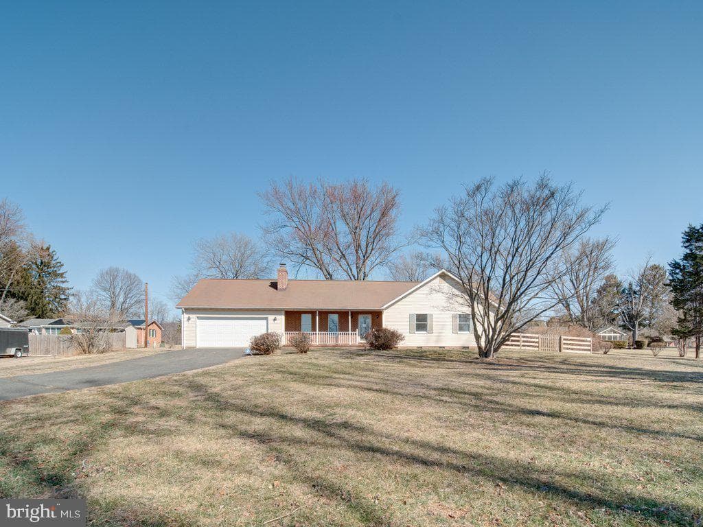 7218 Airlie Road photo 1