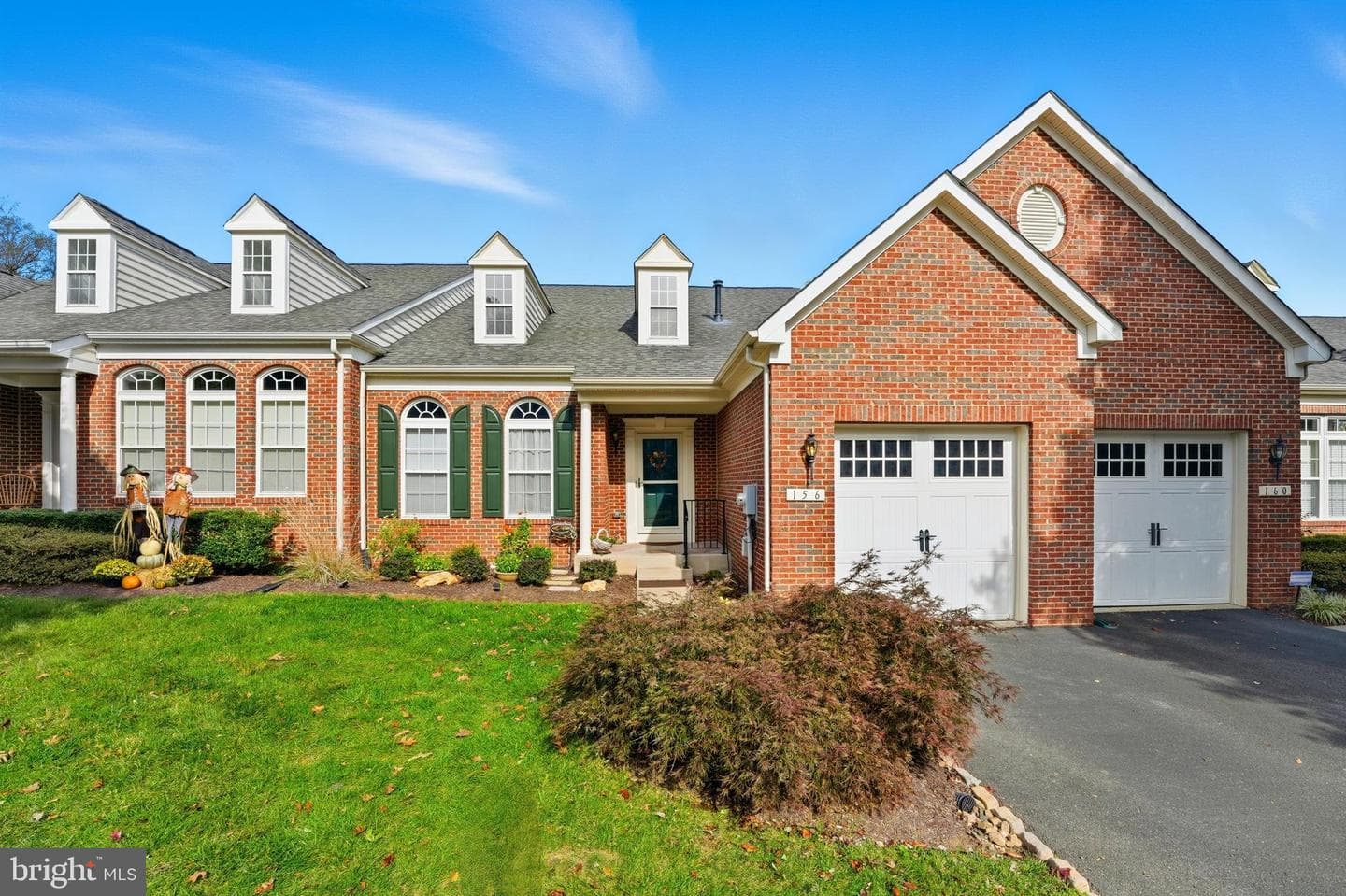 156 Topaz Court photo 1