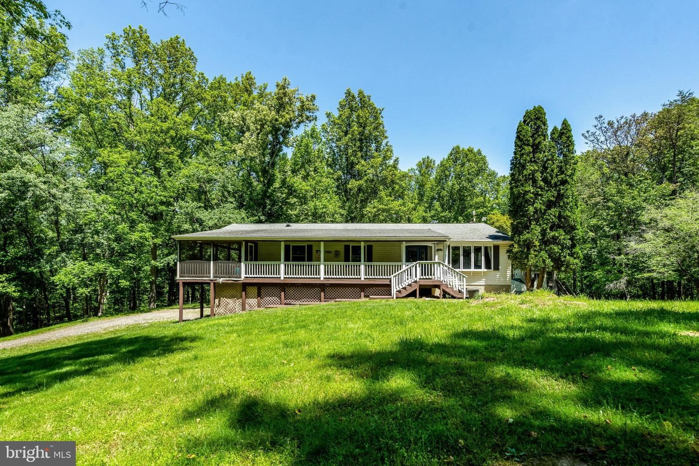 4645 Morgans Bluff Drive photo 1