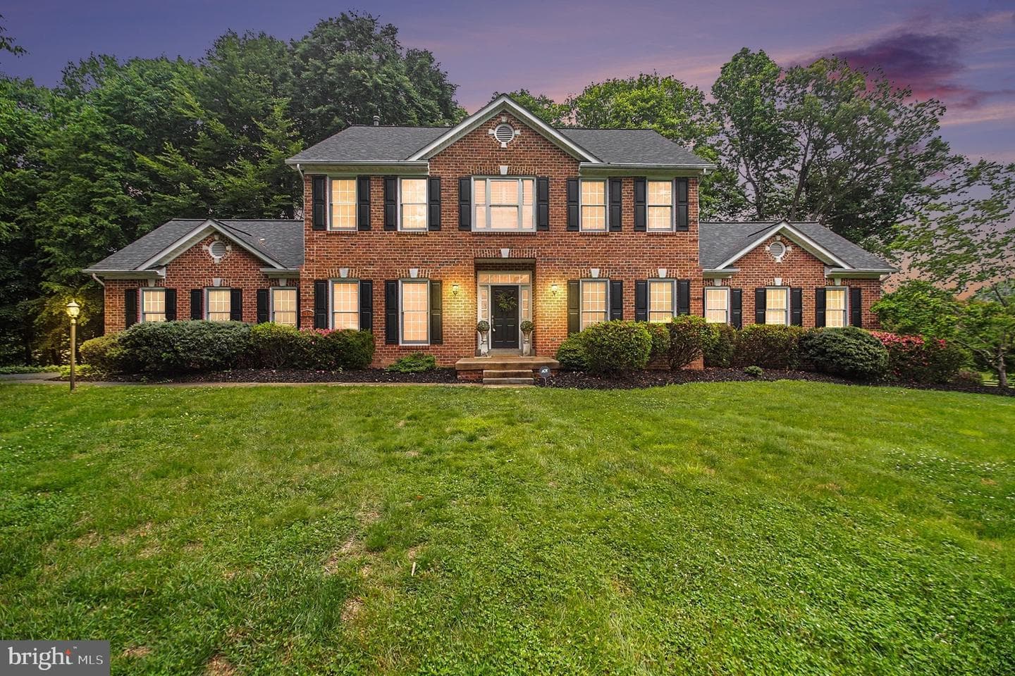 7182 Brewster Lane