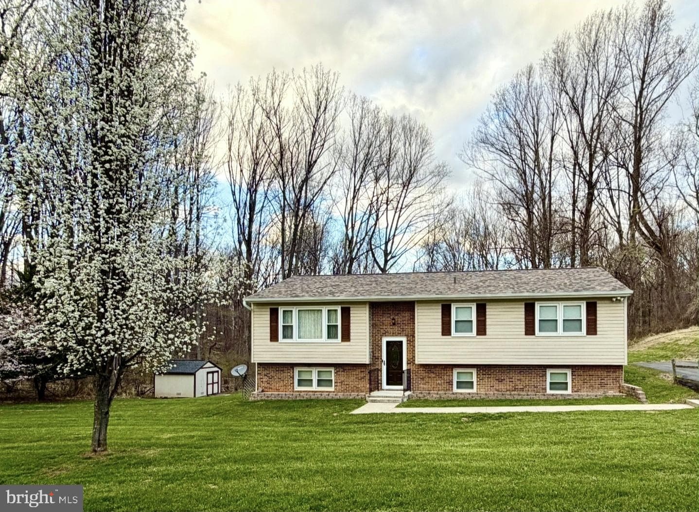 5632 Red Maple Court photo 1