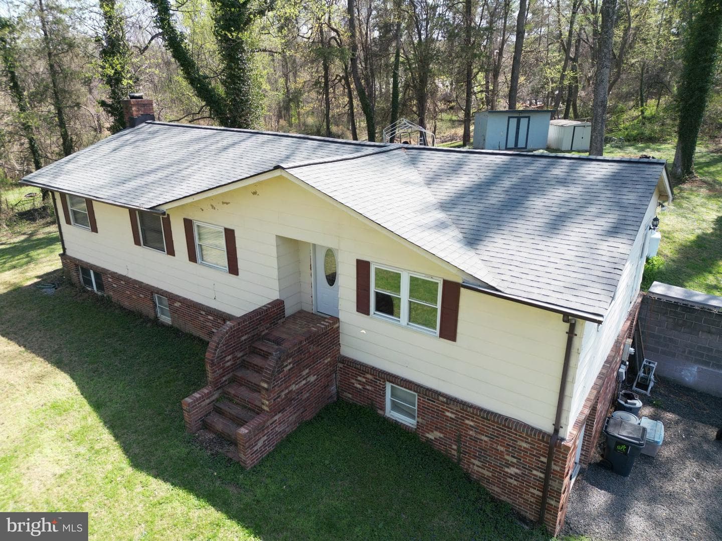 8093 Meetze Road photo 1