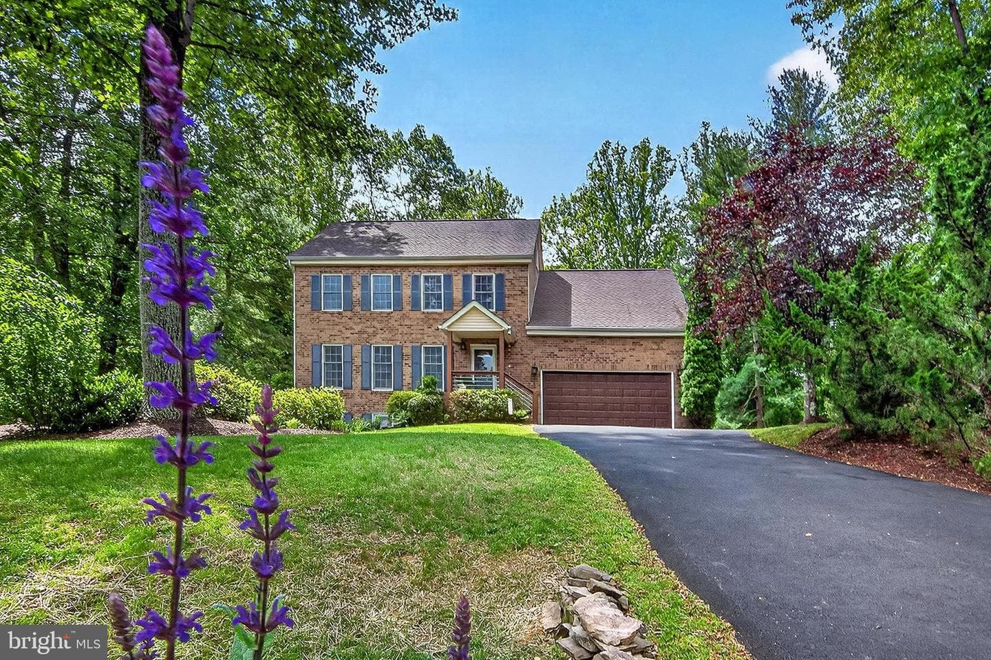 6041 Nancy Lane