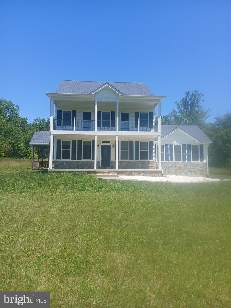 5201 Carolyns Way, Linden