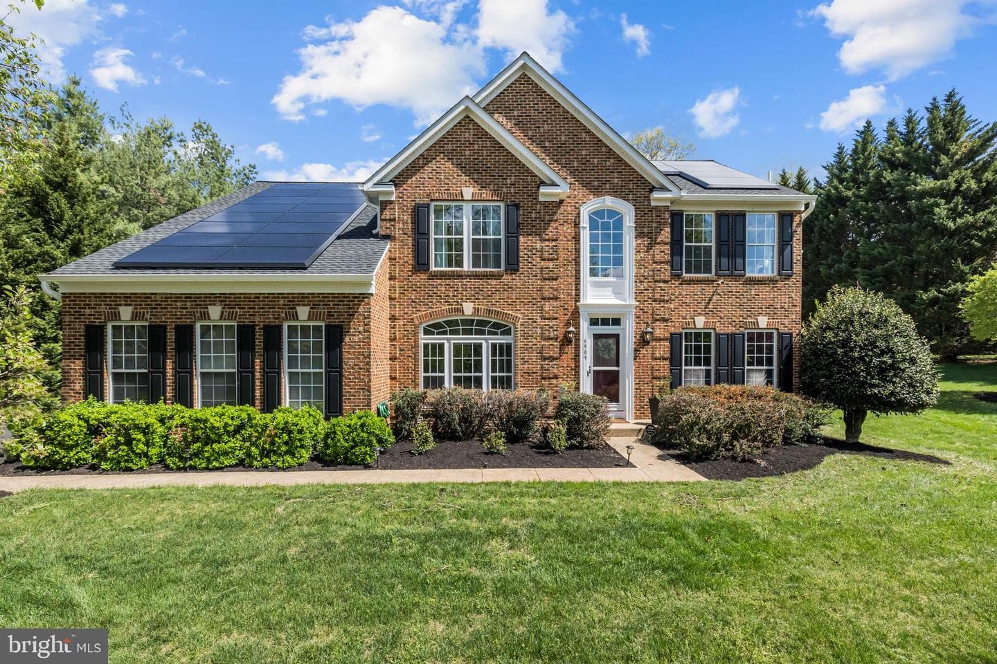 6909 Tanglewood Drive