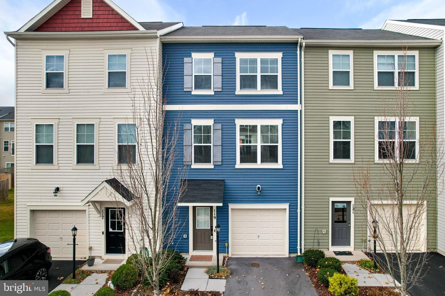 119 Splendor Garden Way photo 1