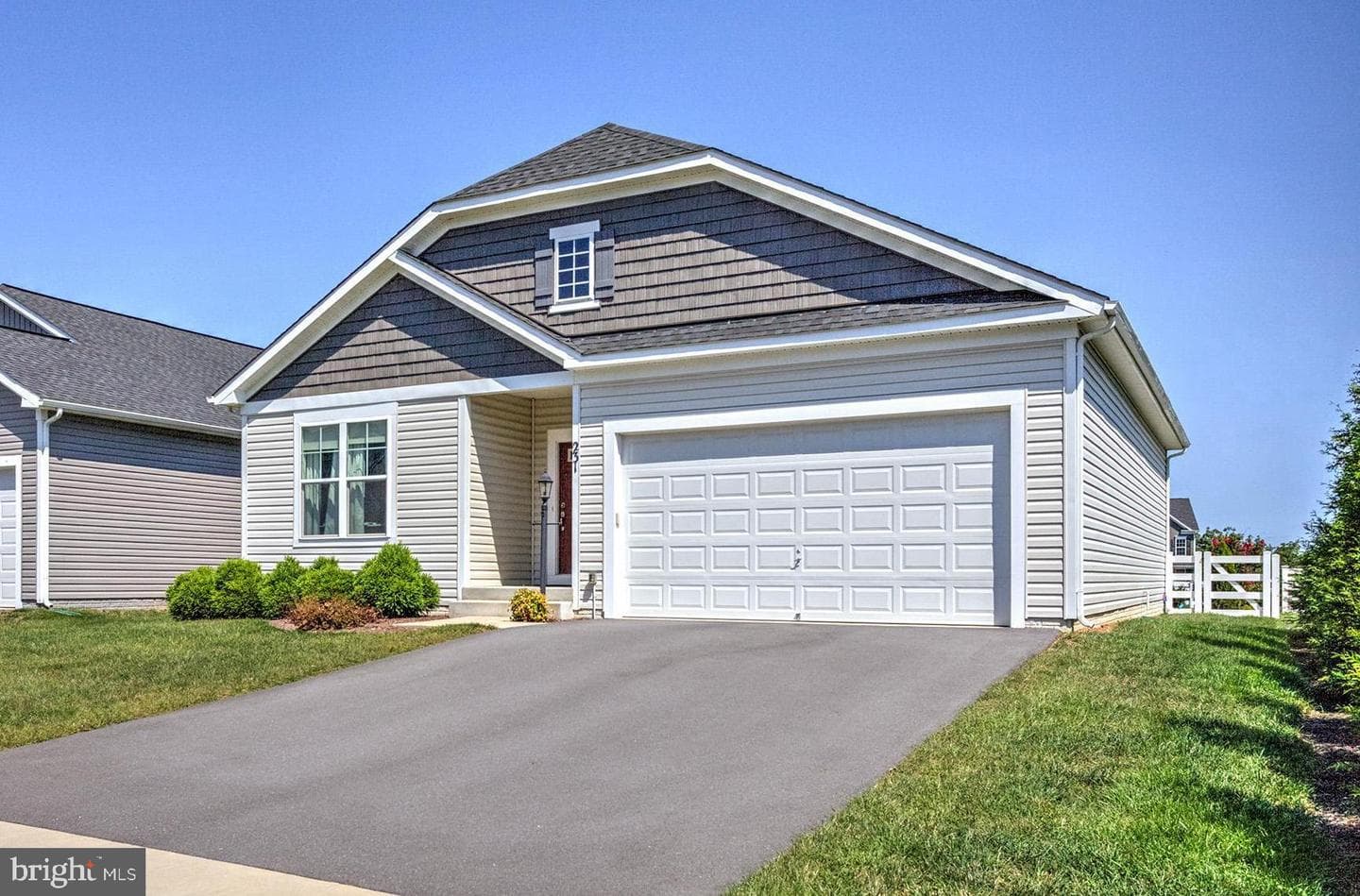 231 Parkland Drive photo 1