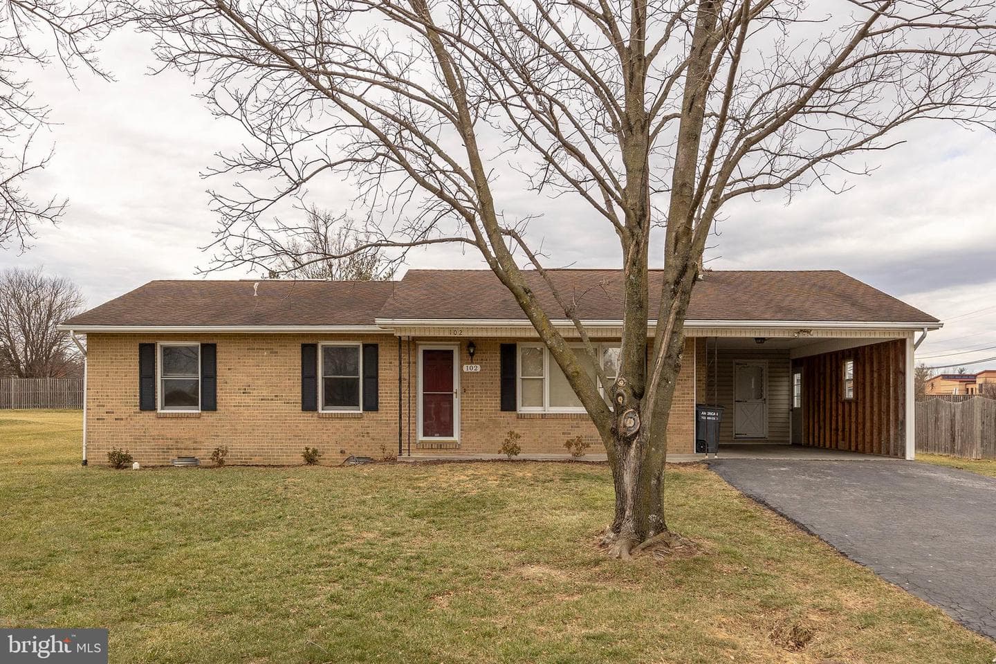 102 Westmoreland Drive photo 1