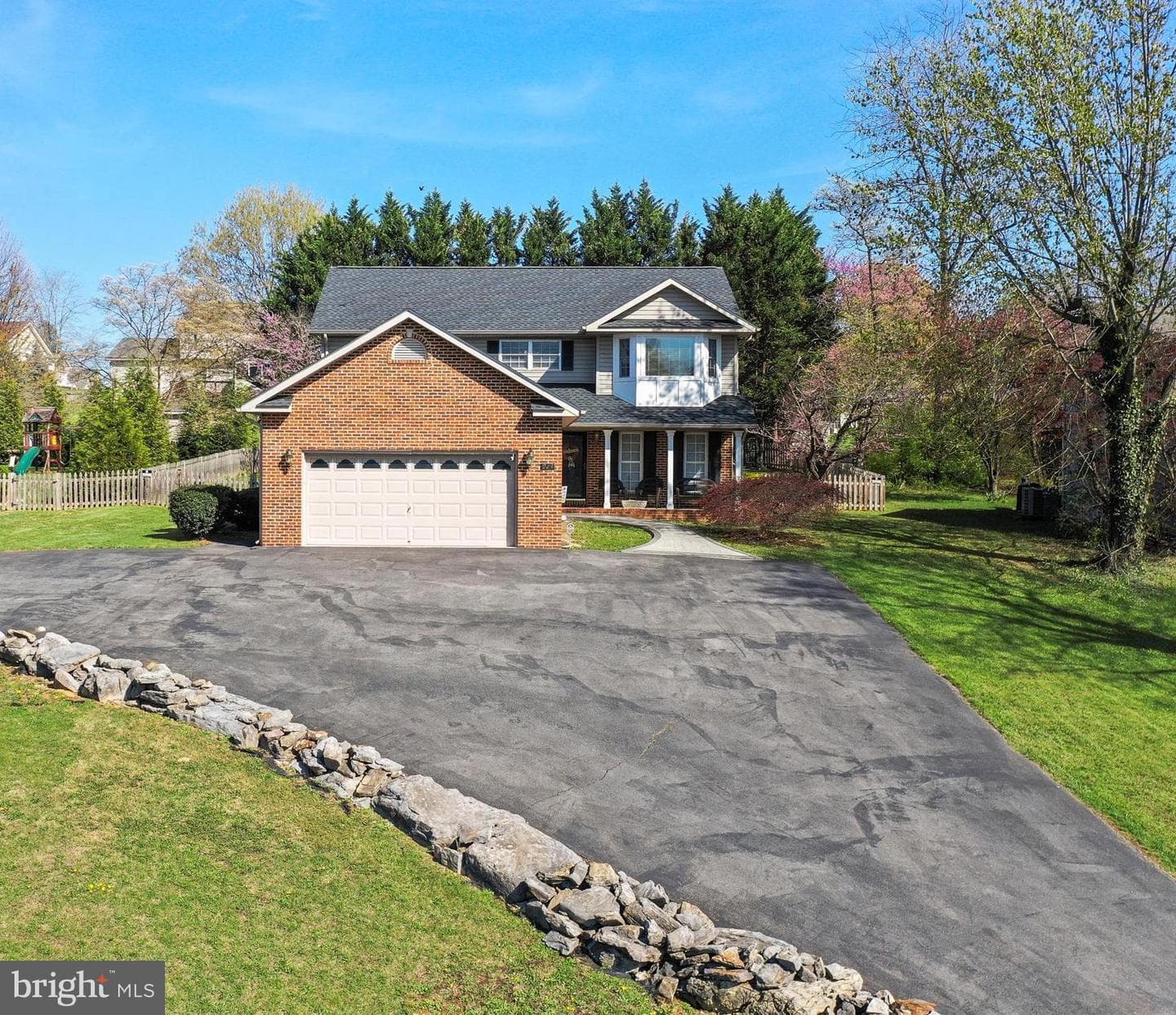 224 Lauck Drive photo 1