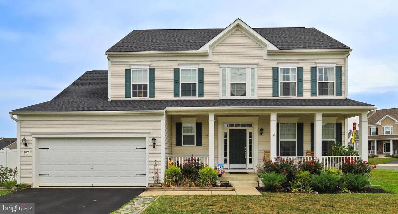 109 Taylor Court photo 1