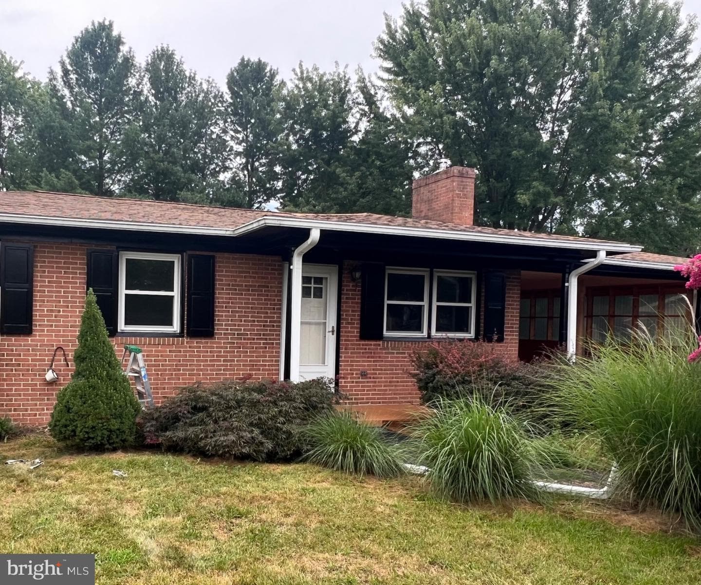 217 Fredericktowne Drive photo 1