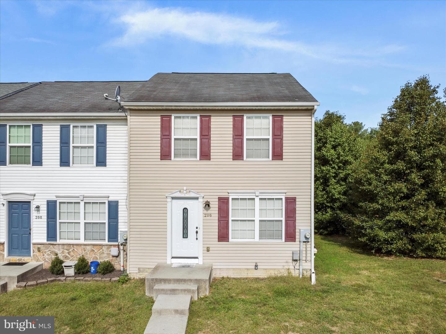 206 Eastside Lane photo 1