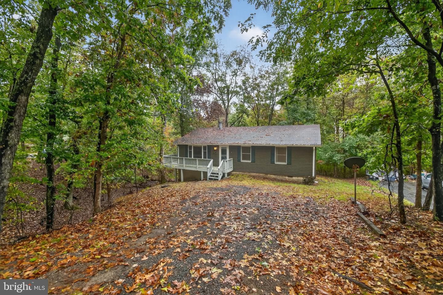 1251 Lakeview Drive photo 1