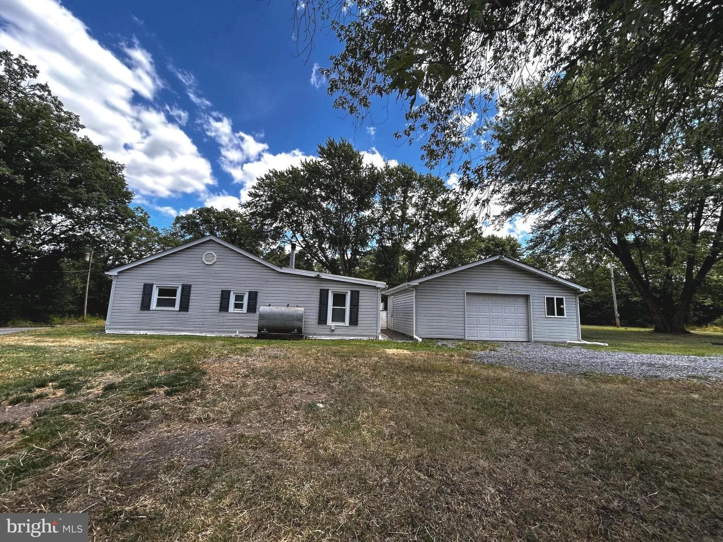 703 White Oak Road photo 1