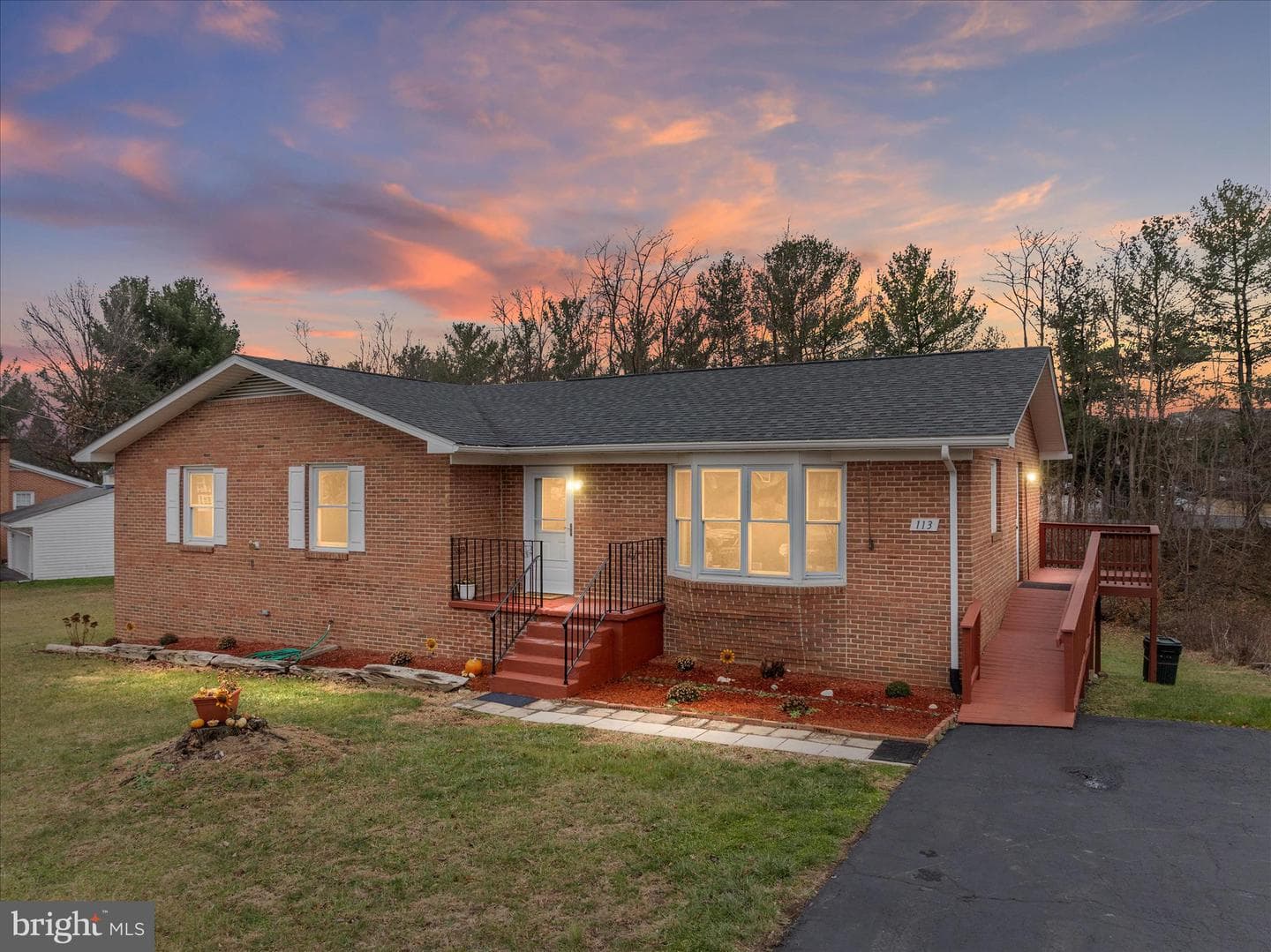 113 Williamson Road photo 1