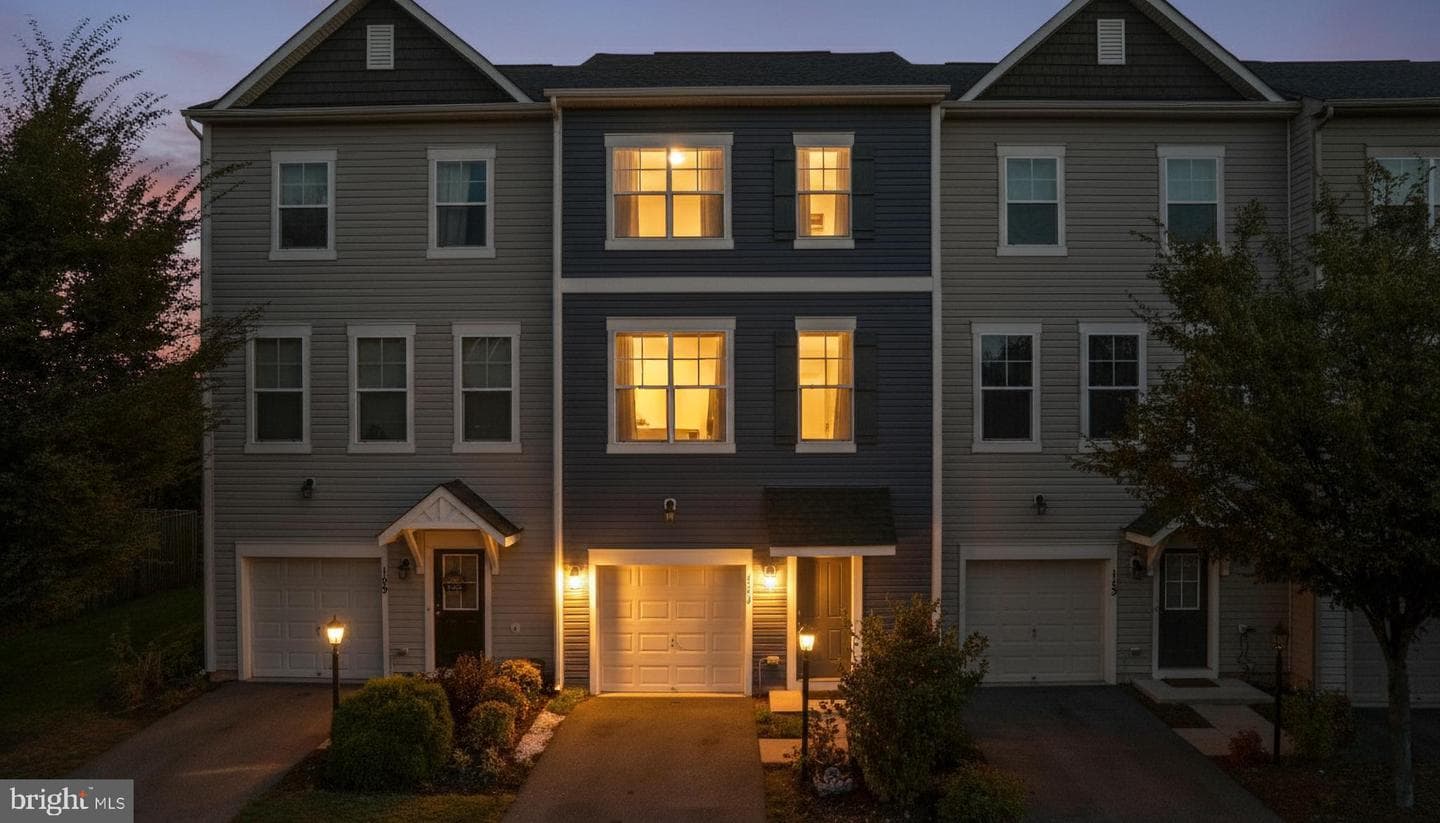 111 Rotunda Drive photo 1