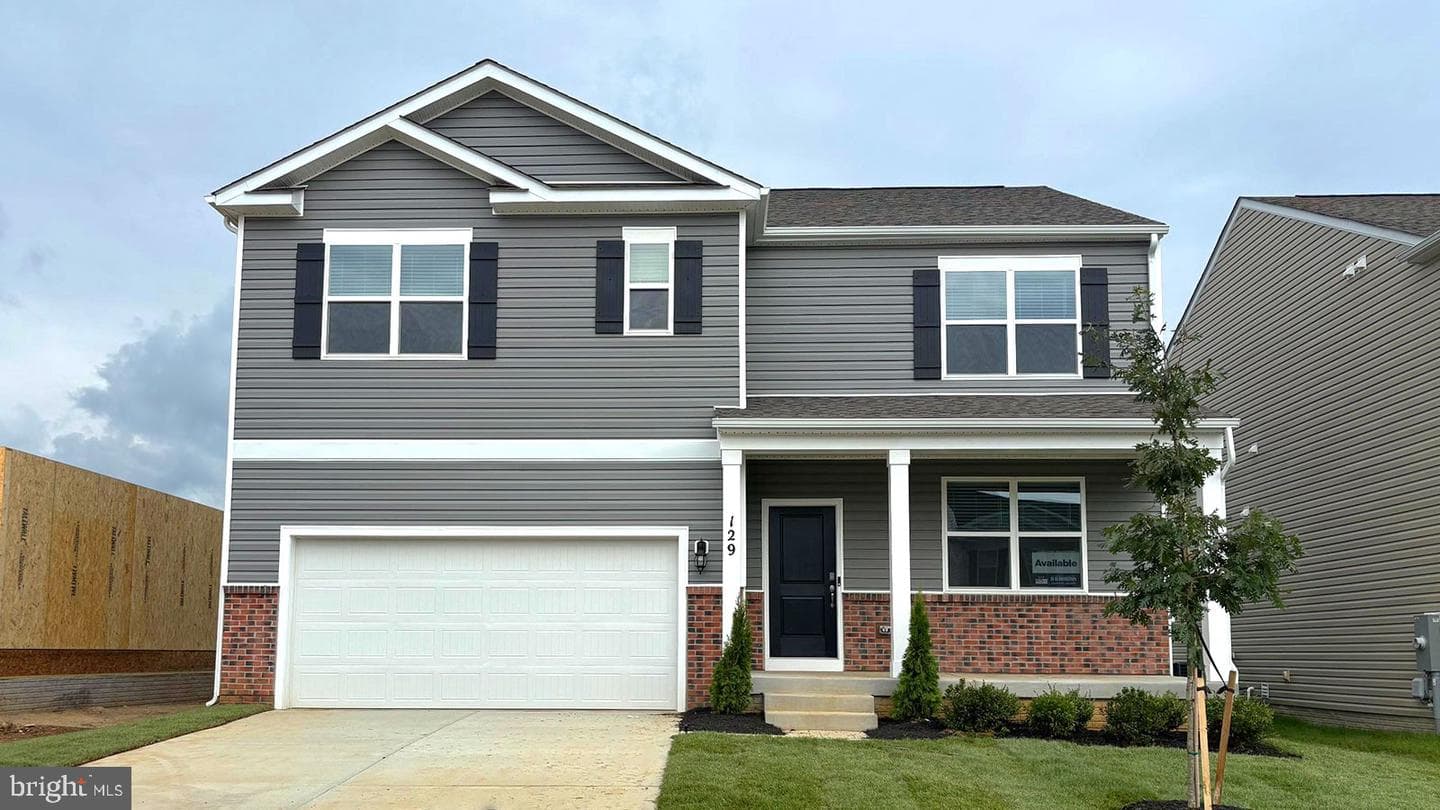 137 Woodford Drive photo 1